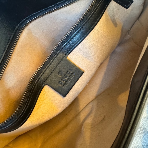 COPY - Gucci GG MARMONT SMALL SHOULDER BAG - Picture 7 of 8